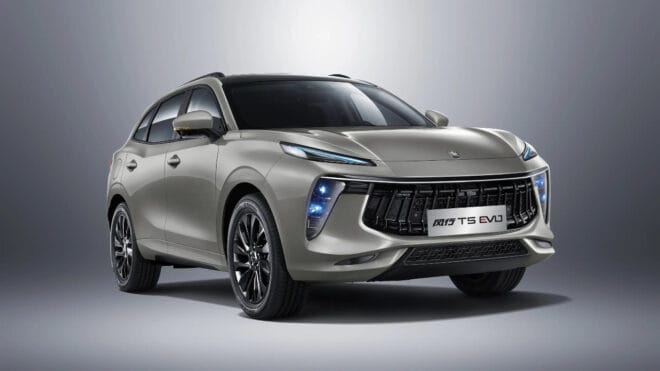 Forthing S7, seri üretimdeki en aerodinamik elektrikli sedanlardan oldu