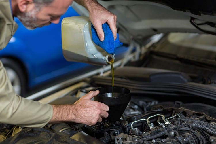 Motor Yağı Neden Değiştirilmelidir?